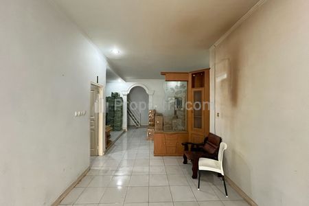 Dijual Rumah Lebar 12 Meter di Komplek Cemara Asri Medan