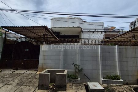 Dijual Murah Rumah Tua Harga di Bawah NJOP LT 352 m2 di Ancol, Jakarta Utara