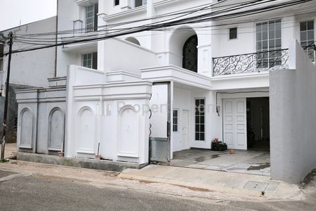 Jual Rumah Sultan di Tebet Timur, Jakarta Selatan - LT 216 m² | LB 360 m² | Harga Masih Diskon!