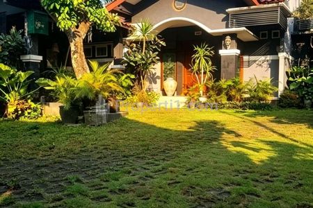 Jual Rumah Besar, Luas dan Asri‎ di Wonorejo, Sariharjo, Kec. Ngaglik, Yogyakarta, Daerah Istimewa Yogyakarta 55581  ‎Jl. Kaliurang Km 7,5 Yogyakarta
