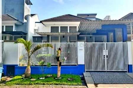 Dijual Rumah Siap Huni Alam Galaxy Surabaya Barat