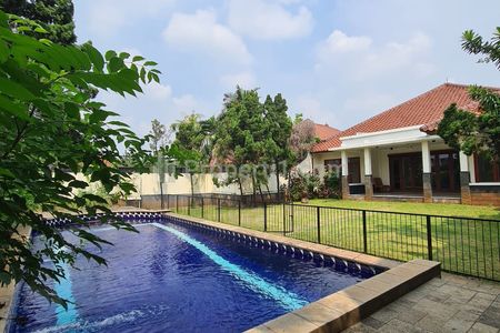 FOR RENT | Tropical Cozy House 4BR with Private Pool in Kemang South Jakarta