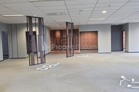 Disewakan Ruang Kantor Semi Condition Jakarta Selatan Murah Banget!