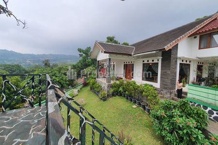 Dijual Villa Mewah View Kota Bandung di Cimenyan - 3,7 Miliar, Full Furnished & Siap Usaha!