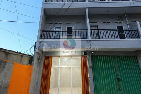 Dijual Ruko 3 Lantai dengan Akses Ramai Cocok untuk Usaha di Prumnas Klender Jakarta Timur