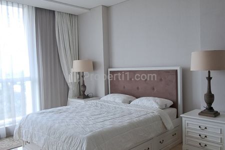 Sewa Apartemen Cozy at Four Winds - 2BR+ 1 Study Room Furnished