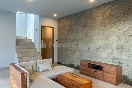 Dijual Villa Sultan Termurah di Badung Bali! Unit Pojok Paling Privat di Munggu, Hanya 6 Km ke Batu Bolong!