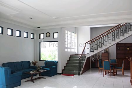 Dijual Gedung Kantor Bagus Strategis Sayap Moch Toha Bandung