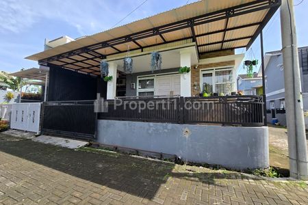 Dijual Rumah Luas Harga Murah Posisi Hook Dekat Alun-alun Kota Cimahi 
