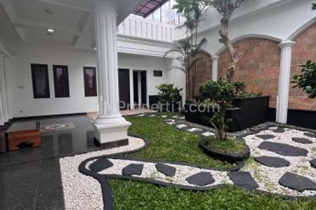 Dijual Segera Rumah di Rawabelong Kebon Jeruk Jakarta Barat - Tipe 6+2 Kamar Tidur