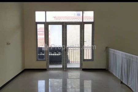 Sewa Ruko 2 Lantai Raya Kaliwaron Surabaya Timur - Dekat Pusat Kota Cocok Toko, Kantor, Ekspedisi