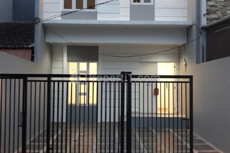 Dijual Rumah Bagus Siap Huni di Janur Kuning Kelapa Gading Jakarta Utara