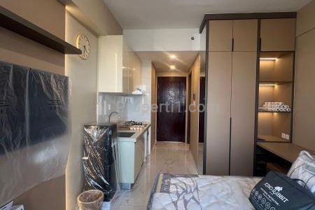 Sewa Apartemen Sky House BSD Tower Kensington Tangerang - Studio Fully Furnished