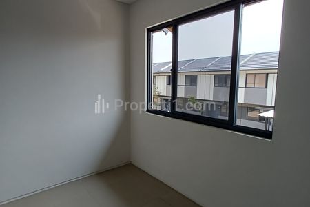 Dijual Rumah Siap Huni Lokasi Strategis di Park Serpong, Legok, Tangerang