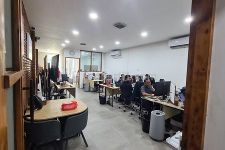 Sewa Ruko Permata Senayan Gandeng 2 Unit di Grogol Utara, Kebayoran Lama, Jakarta Selatan