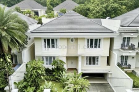 Disewakan Rumah di Area Pondok Indah Jakarta Selatan SSP277