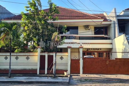 Jual Rumah Best Price Lokasi Premium Dekat HR Muhammad di Puncak Permai Surabaya Barat SHM 2 Lantai Full