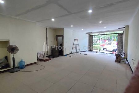 Ruko Disewakan di Mayjend Sungkono Surabaya Selatan