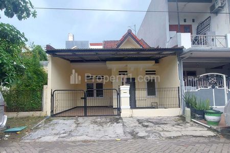 Dijual Rumah Hook Pantai Mentari Kenjeran Surabaya Utara ROW 3 Mobil Siap Huni REV.A509