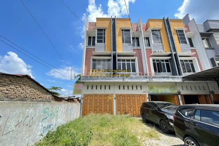 Dijual Ruko 3 Tingkat di Jalan Menteng Raya - Medan
