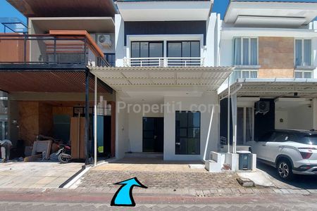 Dijual Rumah Baru 2 Lantai Pakuwon City Mulyorejo East Coast Surabaya Timur Carport 2 Mobil REV.A576