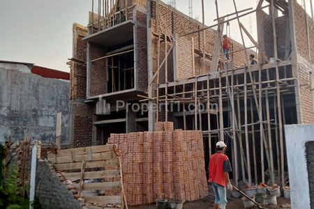 Jual Rumah Luas Harga Murah di Arcamanik Dekat Antapani Bandung 