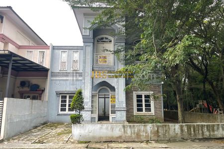 Dijual Rumah Hook di Komplek The Green Menteng Indah Jalan Panglima Denai / Menteng 7