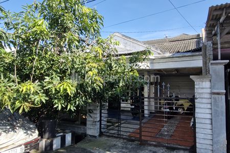 Dijual Rumah Hitung Tanah di Kutisari Indah Utara Kec Tenggilis Mejoyo Surabaya, Dekat Kampus Petra Ubaya Jual Murah