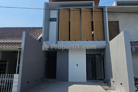 Dijual Rumah Baru Perumahan Panjang Jiwo Permai Dekat Kampus Ubaya, Raya Jemursari, Raya Prapen Surabaya - Surat SHM - Row Jalan Lebar - 2 Milyaran
