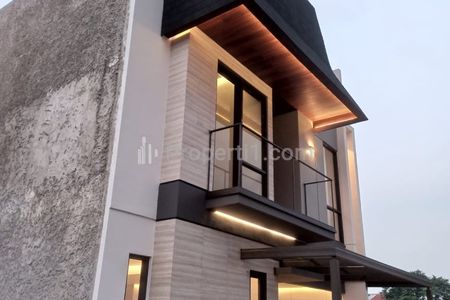 Dijual Rumah 2,5 Lantai Siap Huni di Pitara Depok