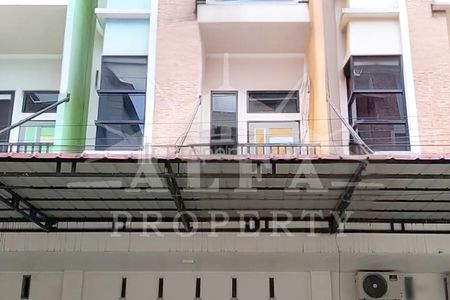 Jual Cepat Ruko Full Keramik Siap Pakai Cocok Kantor, Usaha di Jalan Purnama 2, Pontianak