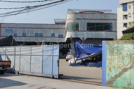 Dijual Gudang di Bawah NJOP LT 1670m2 di Muara Baru, Penjaringan, Jakarta Utara Murah