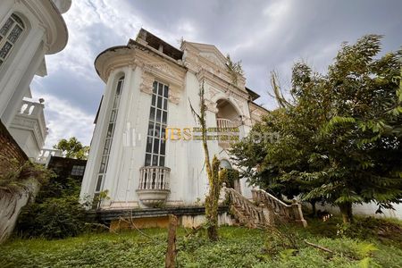 Dijual Rumah Komplek Royal Sumatera Cluster Royal Golf Mansion, Medan
