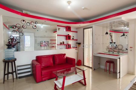 Disewakan Murah Apartemen Bassura City Jakarta Timur - 3 BR Furnished