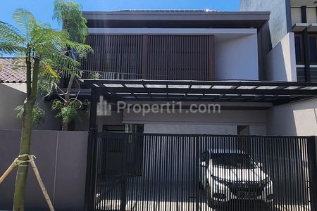 Dijual Rumah Modern Mewah Furnish di Taman Kopo Indah Bandung