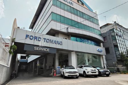 Disewakan Gedung di Grogol Pertamburan, Jakarta Barat Furnished