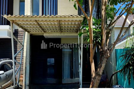 Dijual Rumah MURAH Rp. 800 Jutaan di Northwest Lake Citraland Surabaya - Spesial Modern 2 Lantai 2 Kamar Tidur Plus Canopy Carport Siap Huni