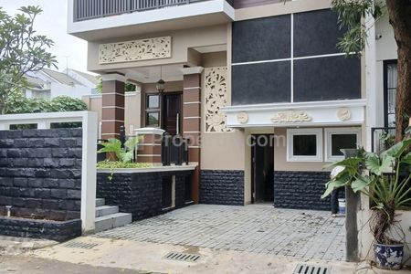 Dijual Rumah Cantik Dalam Komplek Strategis di Bintaro, Jaksel