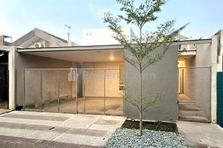 Dijual Rumah Siap Huni Darmo Harapan Dukuh Pakis Pakuwon Mall Petra Surabaya REV.A639