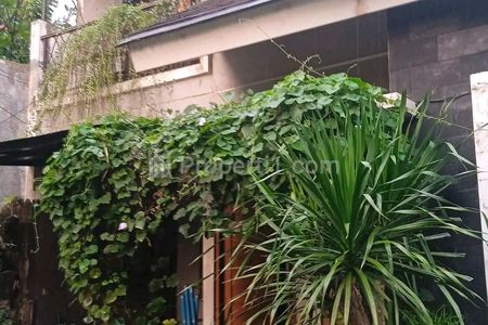 Dijual Rumah Hook Dalam Komplek Strategis di Wilayah Cijantung, Jaktim