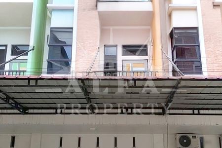 Jual Cepat Ruko Full Keramik Siap Pakai Cocok Kantor, Usaha di Jalan Purnama 2, Pontianak