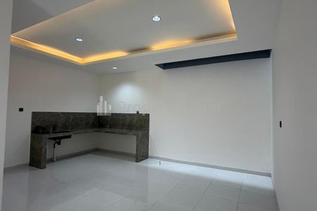 Jual Rumah Baru dan Murah di Tomang Mandala, Jakarta Barat - Lokasi Strategis Hadap Barat