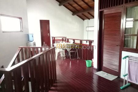 Rumah 2 Tingkat Dijual di Jalan Sei Batang Serangan