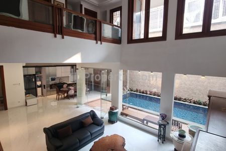 Sewa Rumah 2 Lantai di Pondok Indah, Jakarta Selatan - 4 Kamar Tidur & Full Furnished