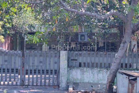 Rumah Dijual di WR. Supratman Tegalsari Surabaya Pusat