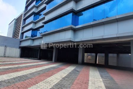 Jual Gedung Baru 5 Lantai dan Rooftop, Luas 1000m2 Bangunan 2750m2, Jalur Angkot di Pondok Pinang, Kebayoran Lama, Jakarta Selatan