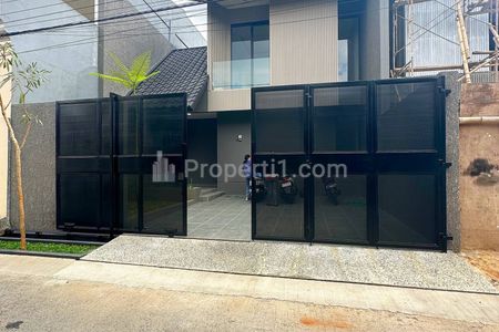 Dijual Rumah Siap Huni Dekat Stasiun LRT Pondok Gede, Bekasi