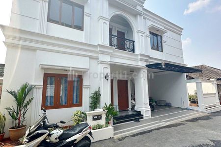 Dijual Rumah Konsep Townhouse Premium Dekat Stasiun LRT Ciracas, Jakarta Timur
