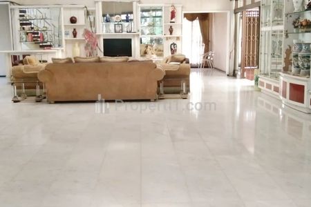 Jual Rumah Manyar Kertoarjo Dekat Bonnet Supermarket Surabaya Timur, Lebar 17 Meter