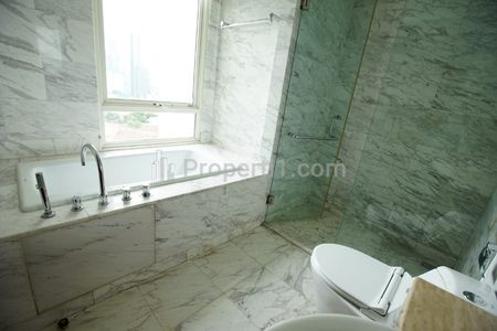 Disewakan Apartemen The Peak Sudirman 3BR Good Furnished